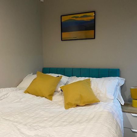 Stunning King Suite Apartment In The Heart Of Leeds City Center Εξωτερικό φωτογραφία