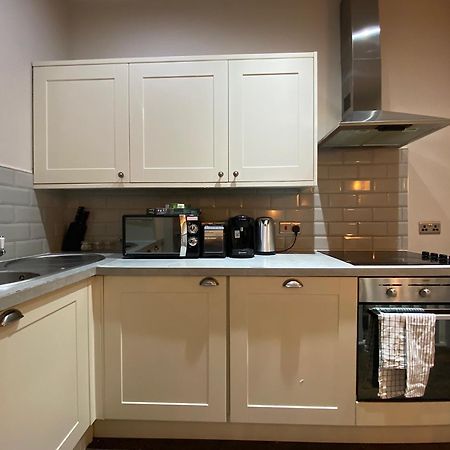 Stunning King Suite Apartment In The Heart Of Leeds City Center Εξωτερικό φωτογραφία