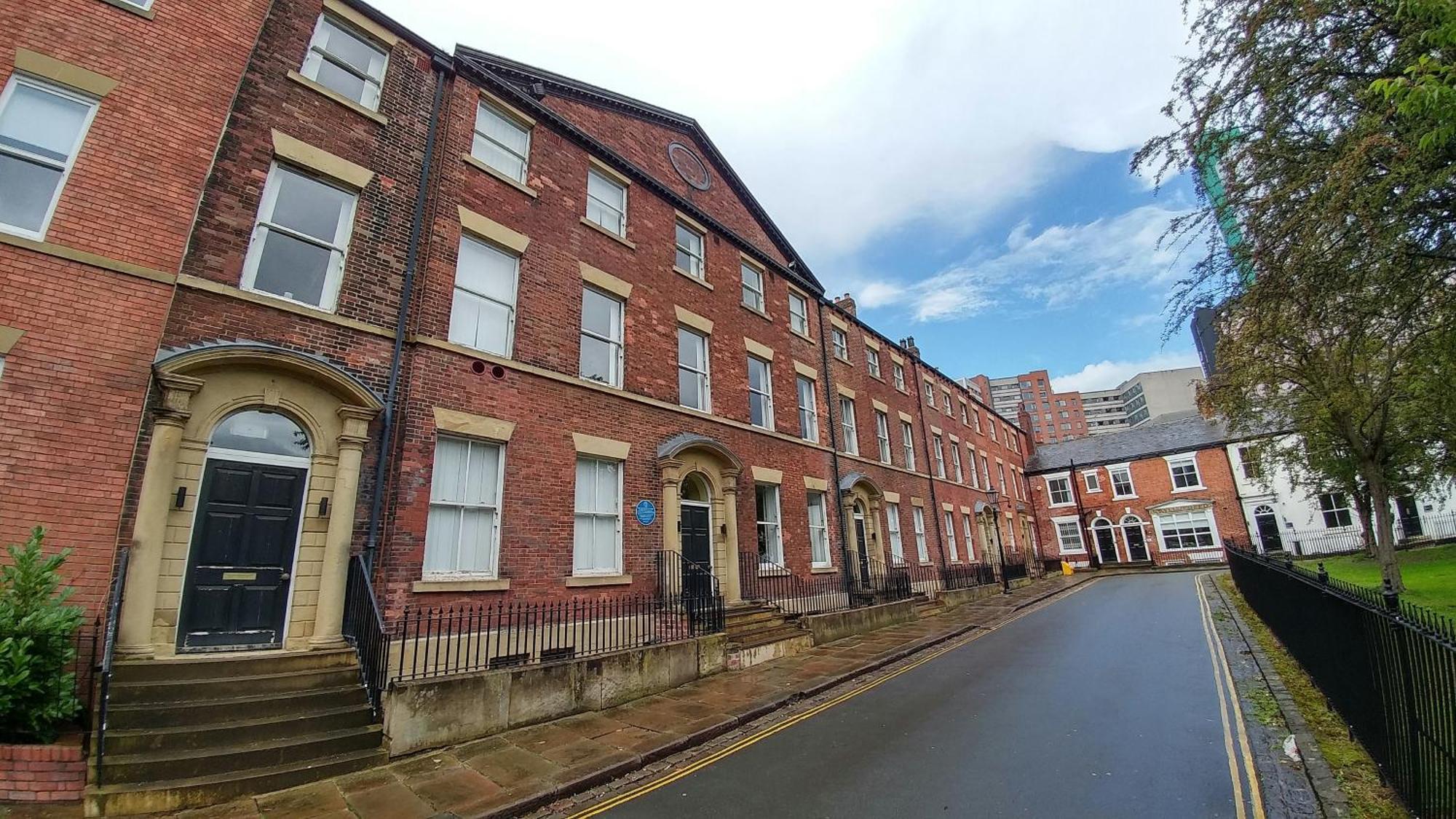 Stunning King Suite Apartment In The Heart Of Leeds City Center Εξωτερικό φωτογραφία