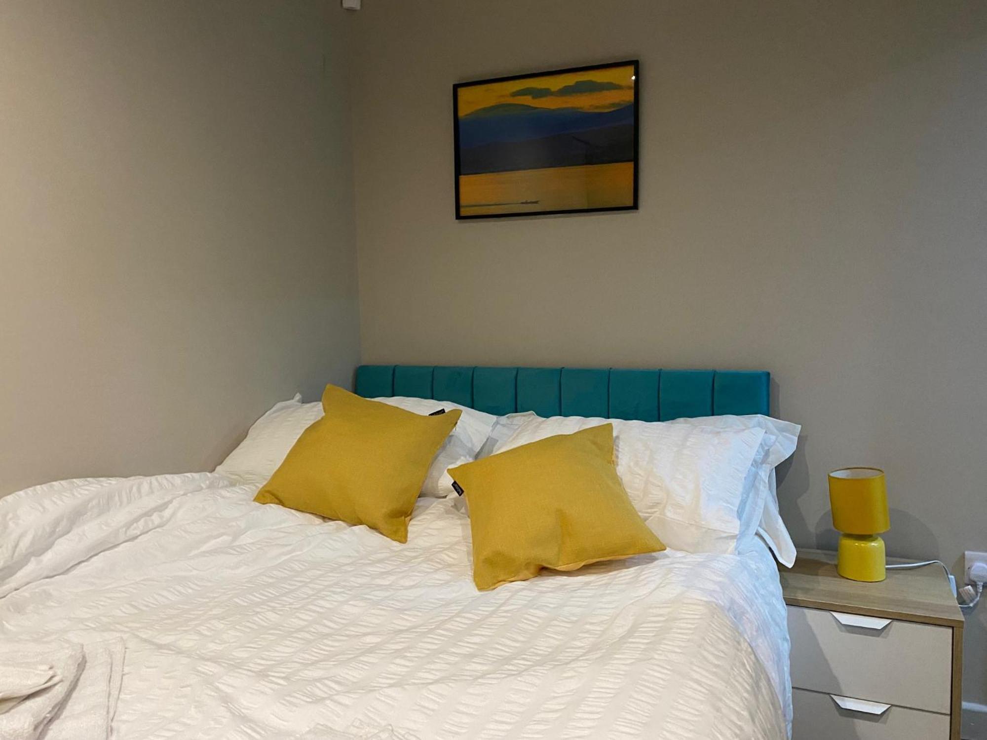 Stunning King Suite Apartment In The Heart Of Leeds City Center Εξωτερικό φωτογραφία